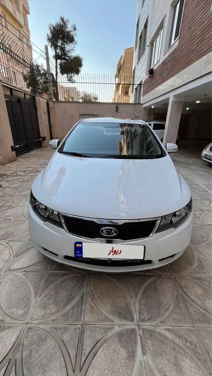 خودرو کیا، سراتو مونتاژ آگهی ann_20970173