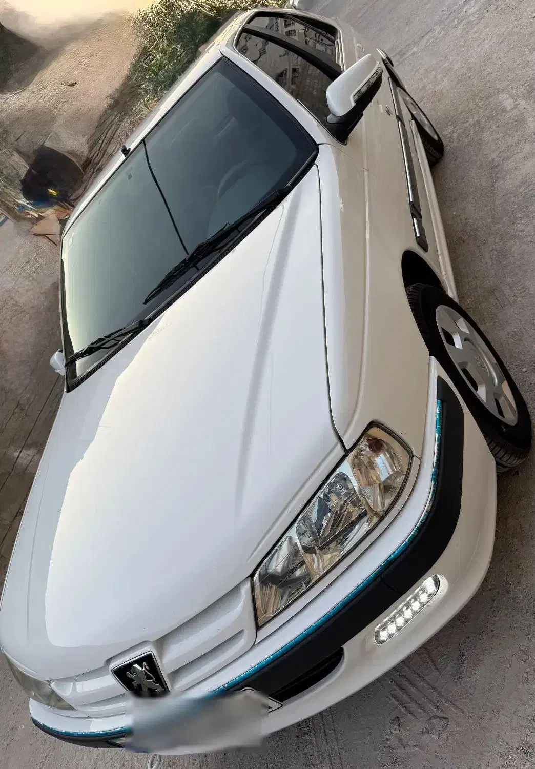 پژو پارس XU7P - 1402