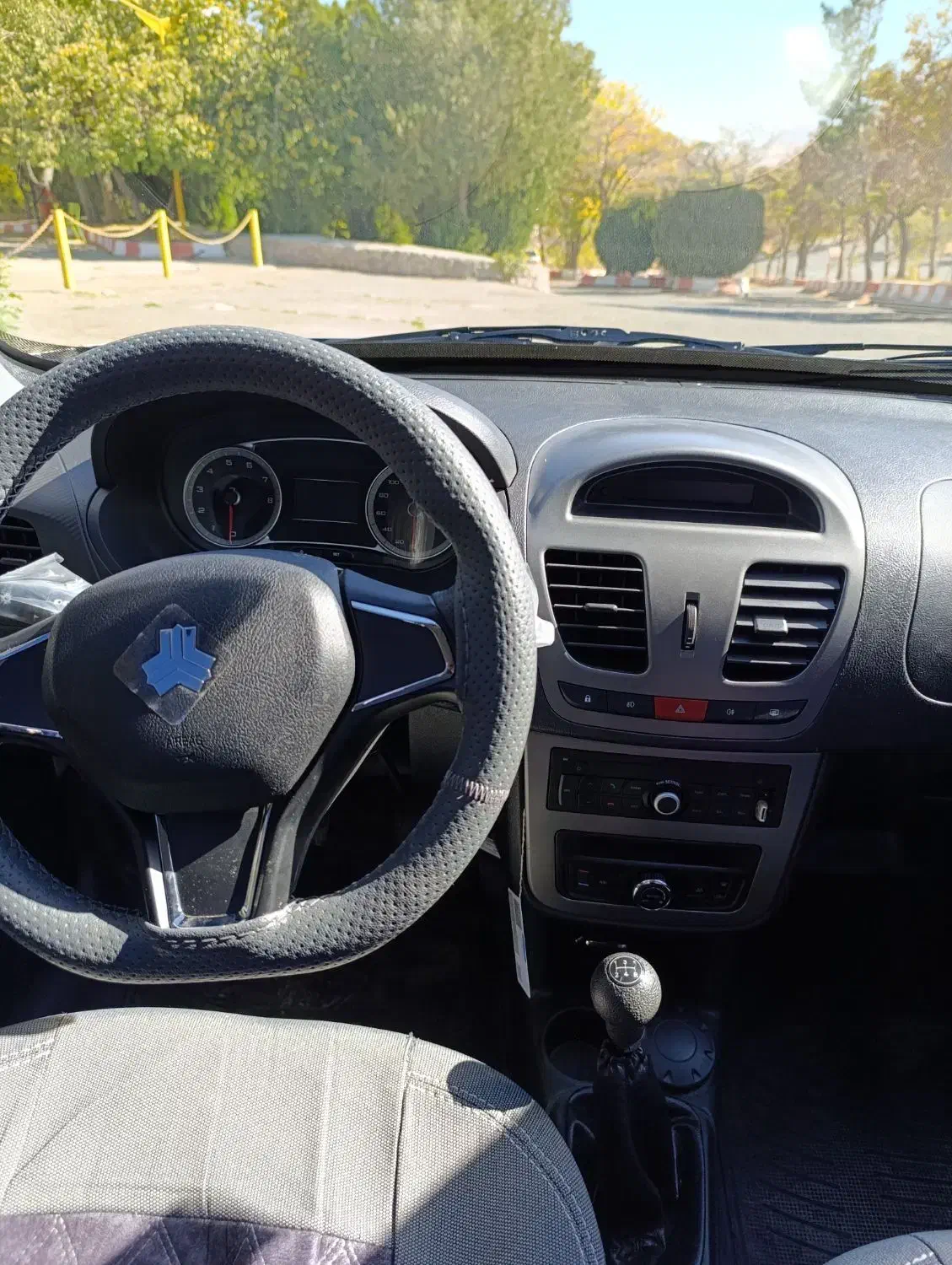 کوییک R دنده‌ای - 1402