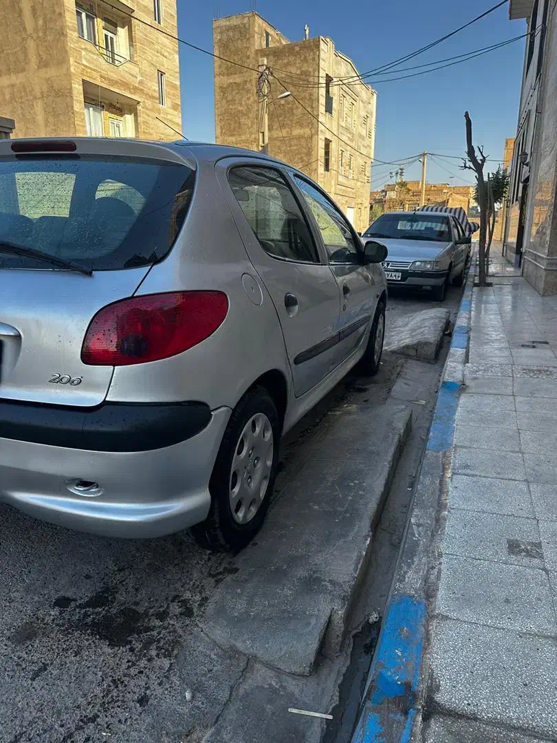 پژو 206 تیپ 2 - 1382