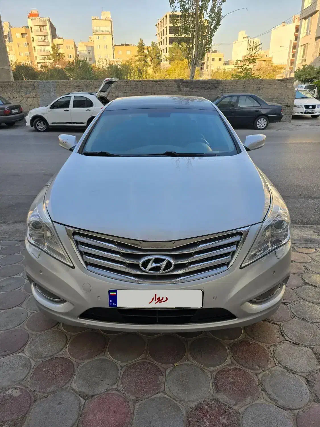 خودرو هیوندای، آزرا (گرنجور) آگهی ann_20970506