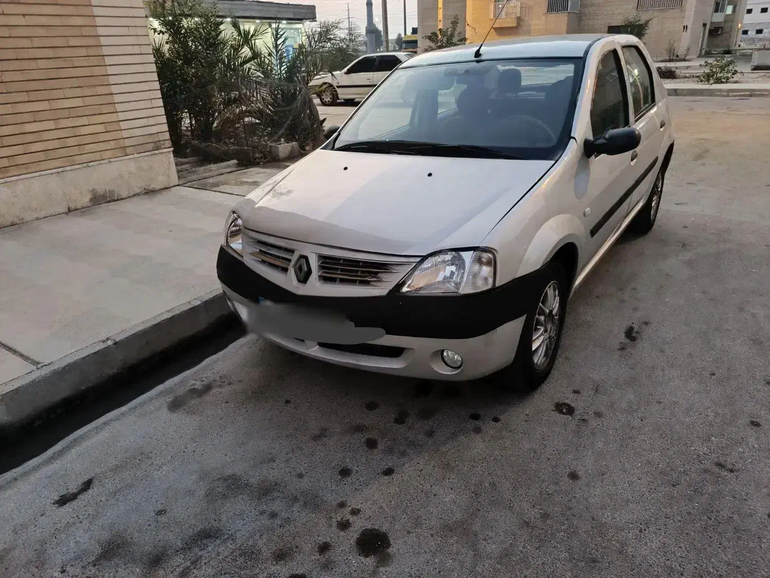 خودرو رنو، پارس تندر آگهی ann_20970538