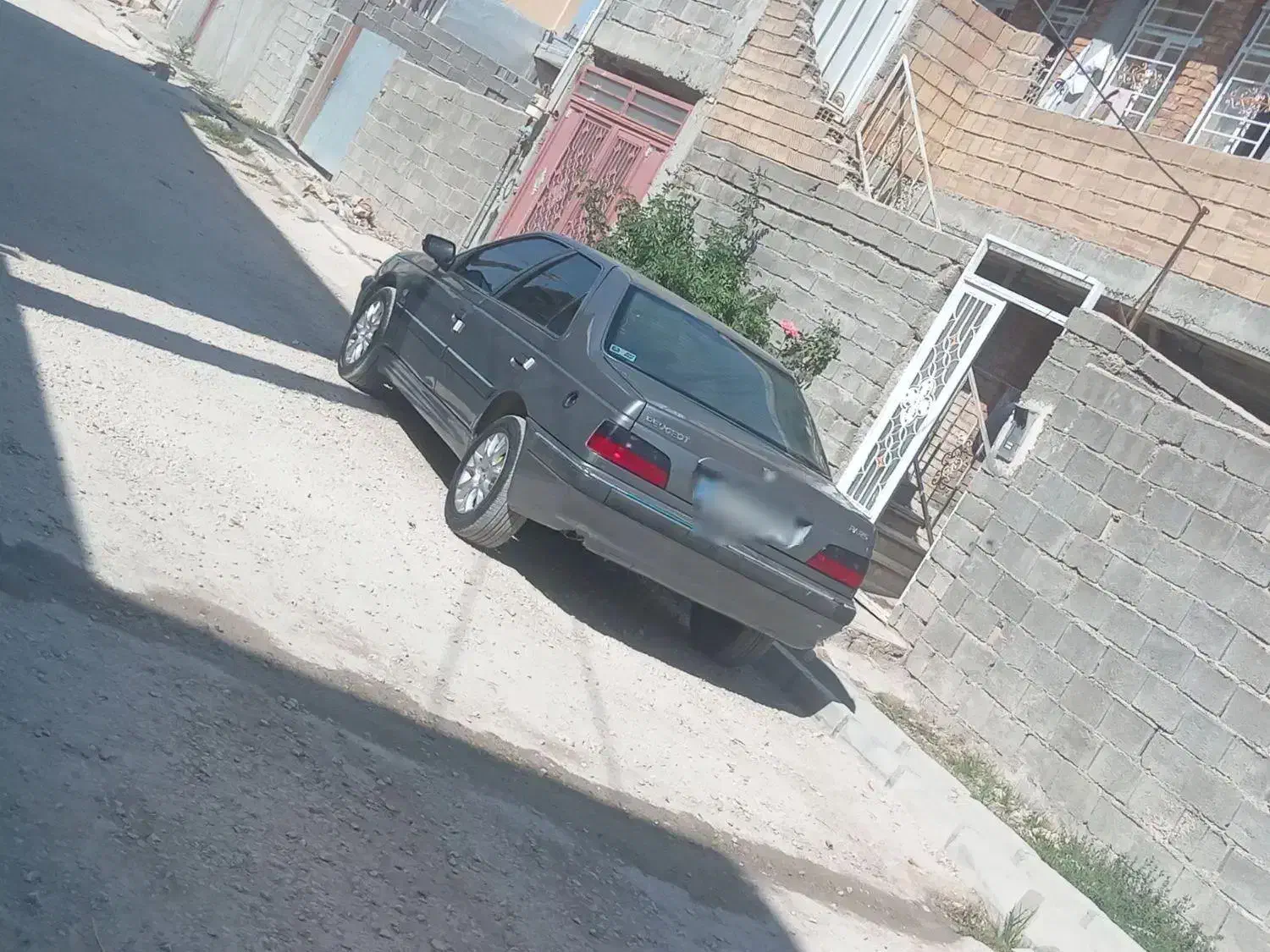 پژو پارس سال - 1390