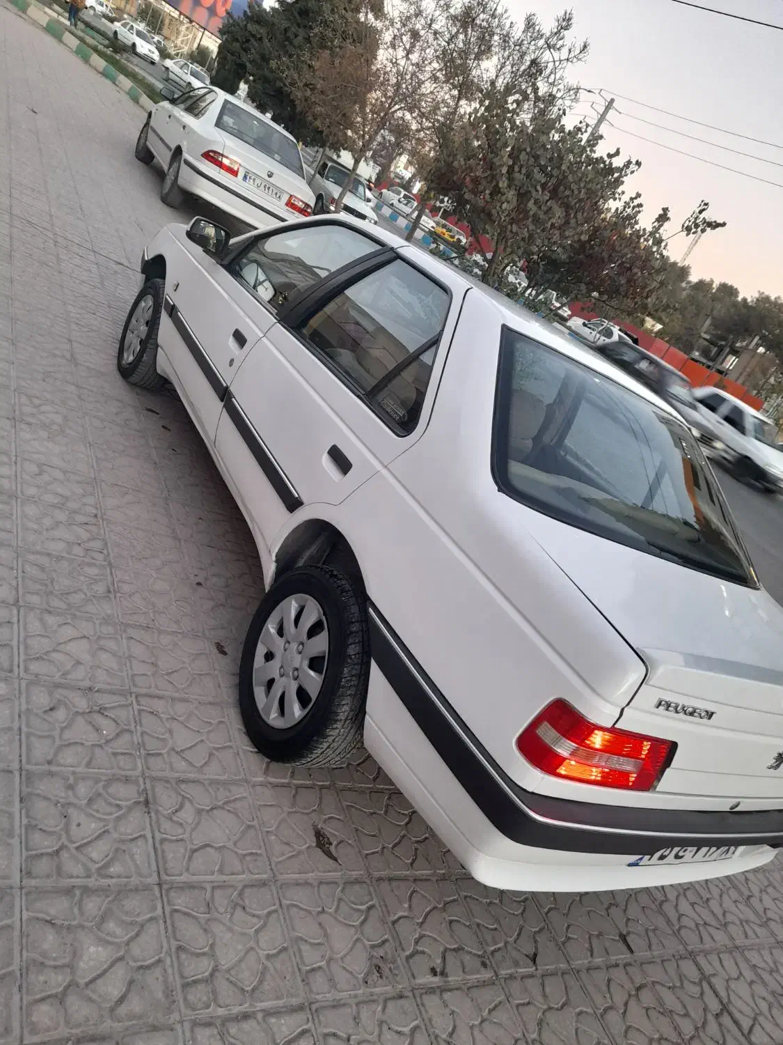 پژو 405 SLX بنزینی  XU7 - 1390