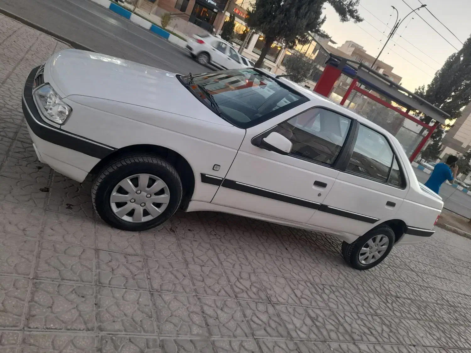 پژو 405 SLX بنزینی  XU7 - 1390