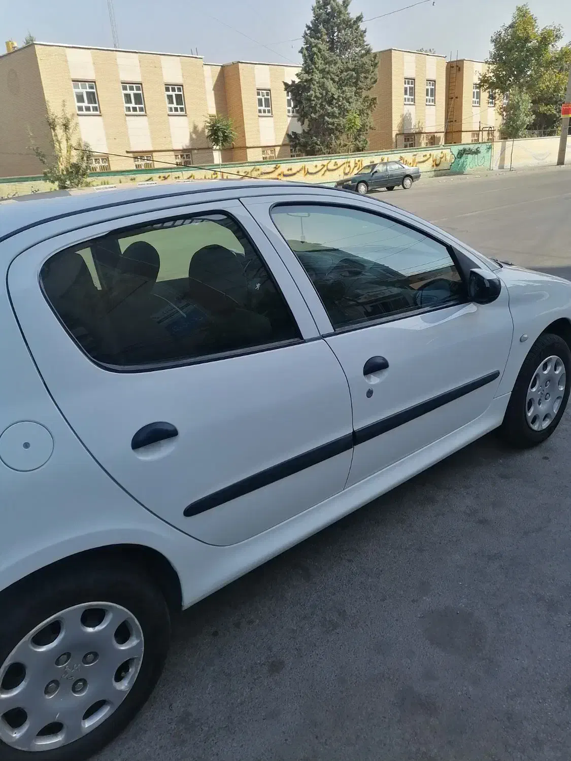 پژو ۲۰۶ صندوق دار v8 - 1394