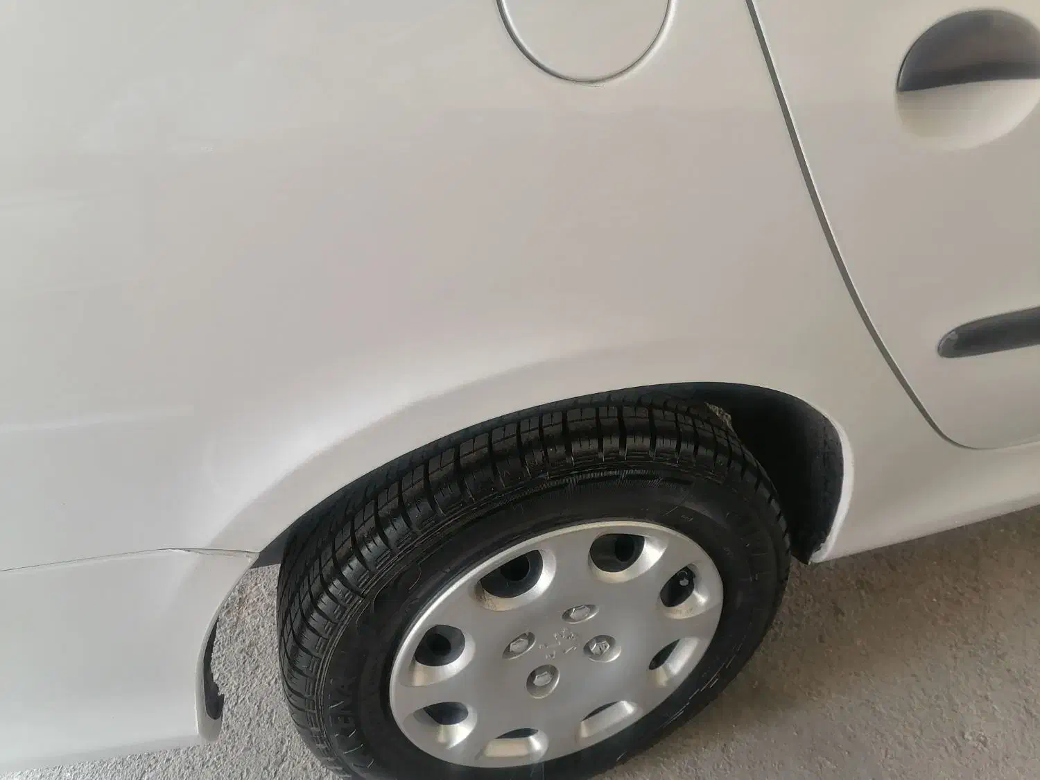 پژو ۲۰۶ صندوق دار v8 - 1394