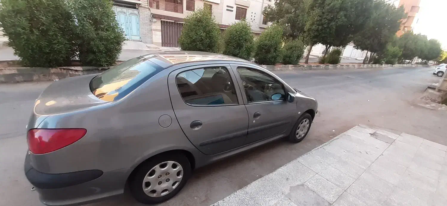 پژو ۲۰۶ صندوق دار v8 - 1394