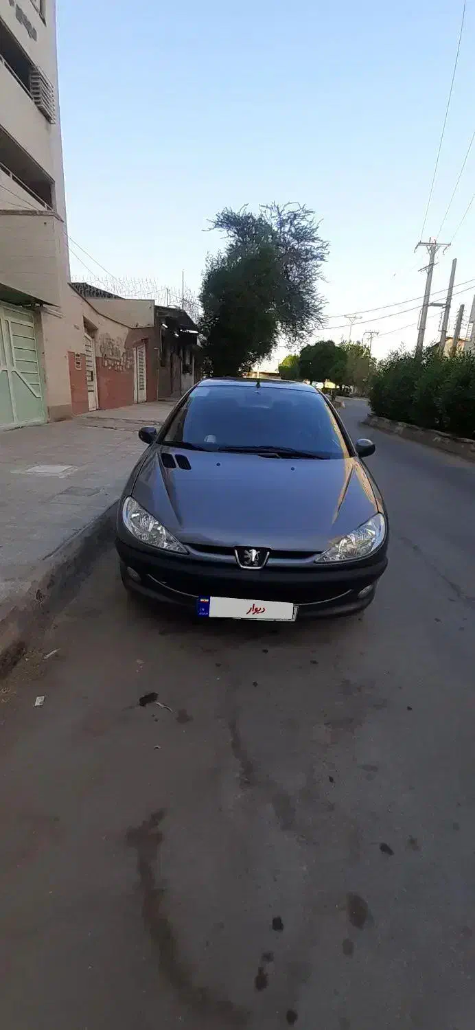 پژو ۲۰۶ صندوق دار v8 - 1394