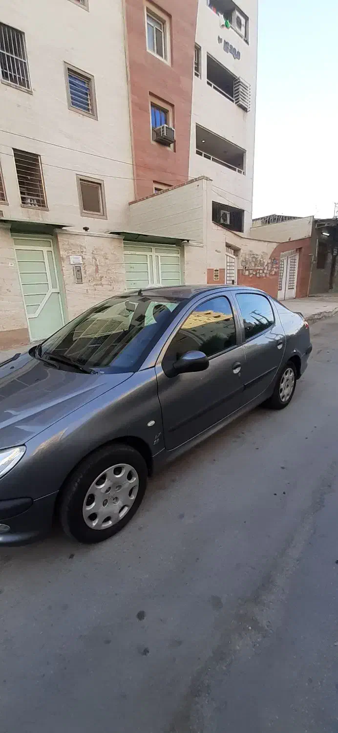 پژو ۲۰۶ صندوق دار v8 - 1394