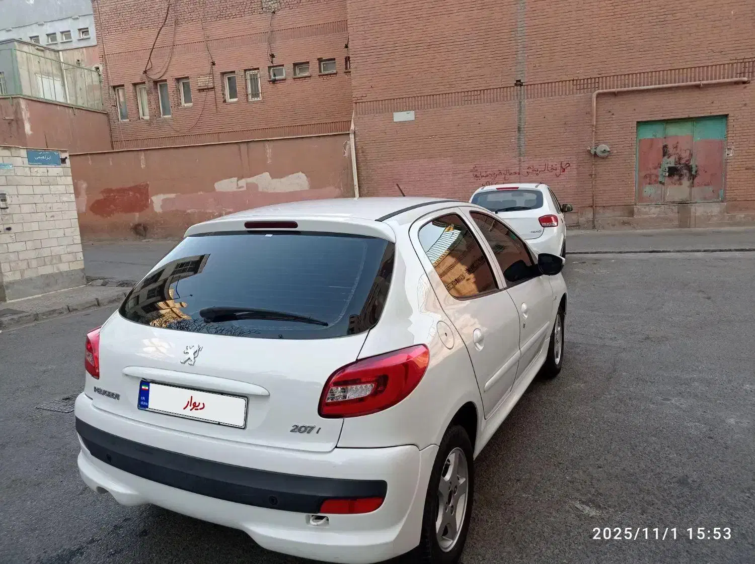 پژو 207 اتوماتیک TU5P - 1396