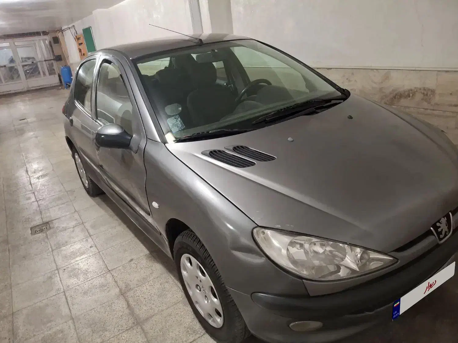 پژو 206 تیپ 3 - 1390