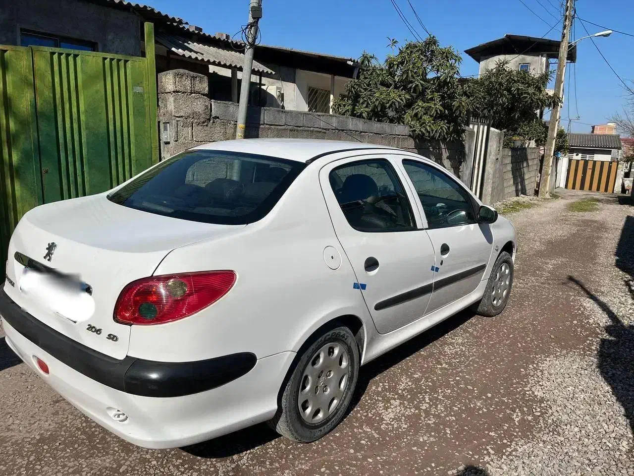 پژو ۲۰۶ صندوق دار v8 - 1391