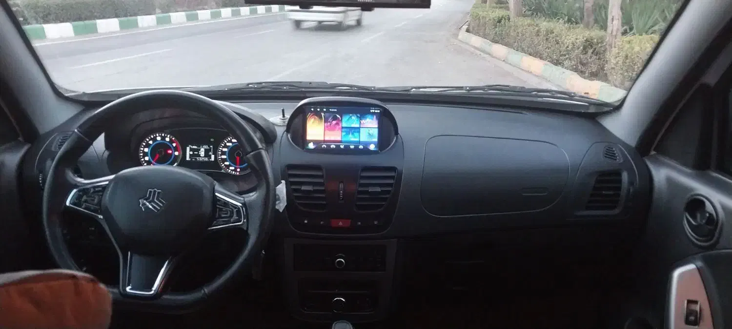 کوییک R دنده‌ای - 1402