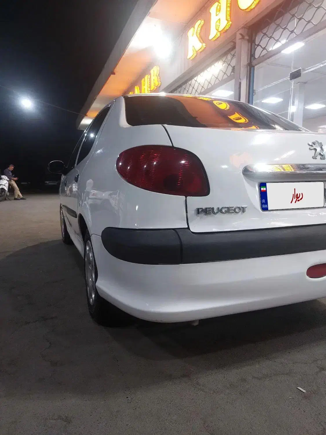 پژو ۲۰۶ صندوق دار v8 - 1392