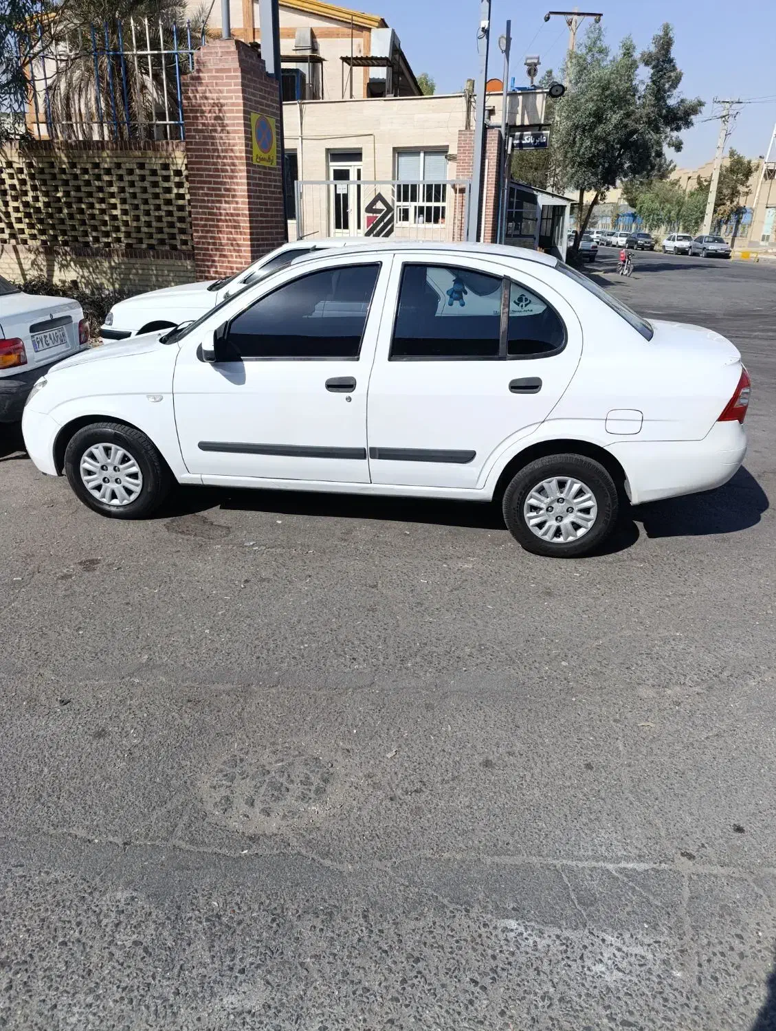 تیبا صندوق دار SX - 1391