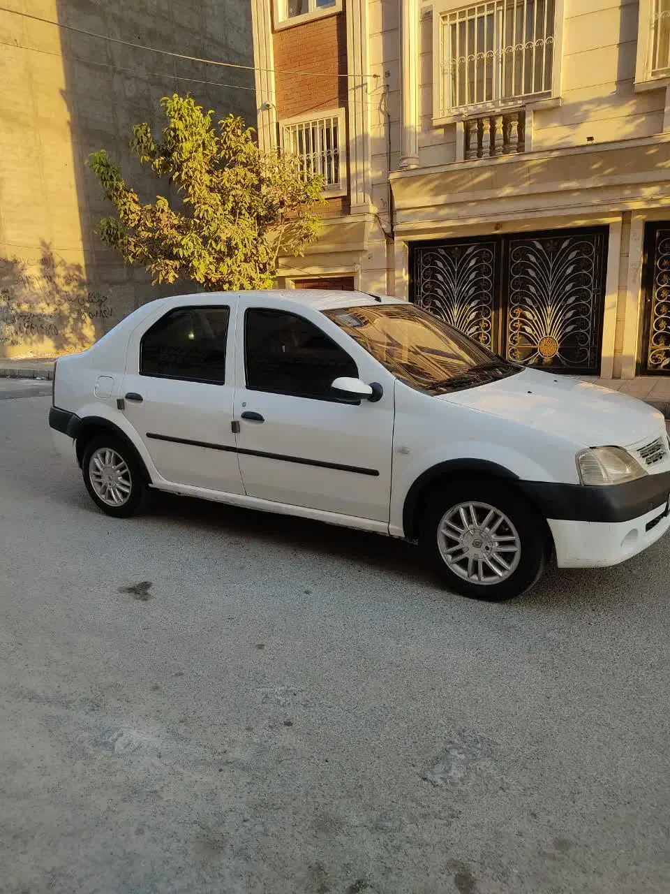 خودرو رنو، تندر 90 آگهی ann_20971324