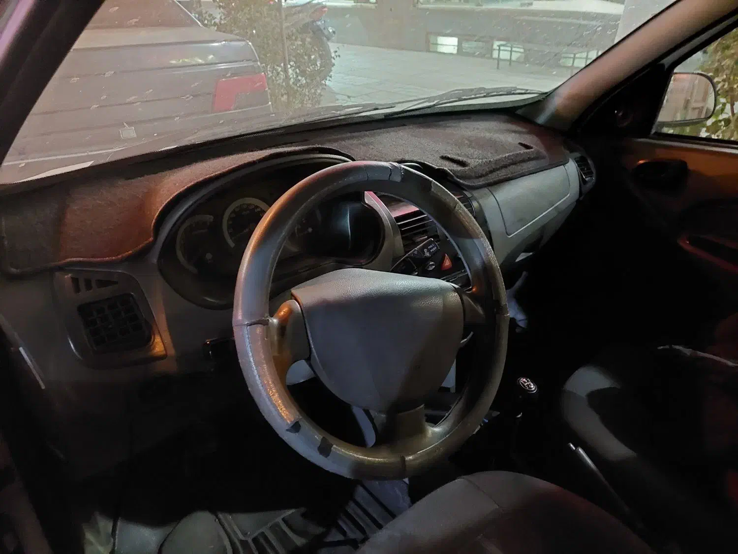 تیبا صندوق دار SX - 1392