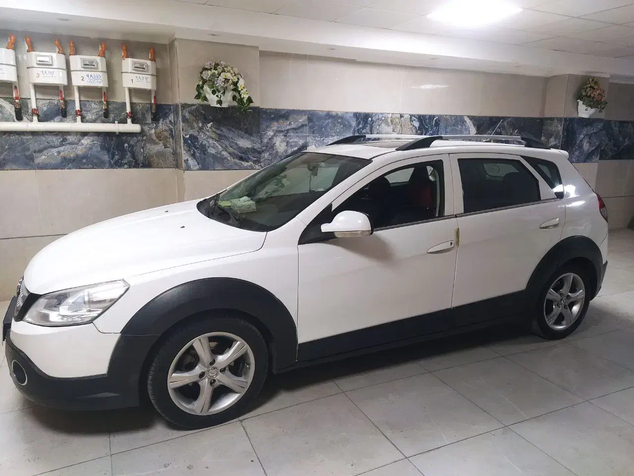 دانگ فنگ H30 کراس اتوماتیک - 1397