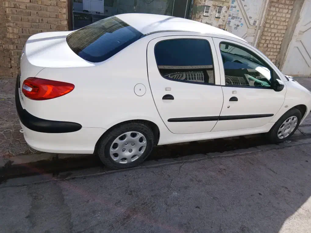 خودرو پژو، ۲۰۶ صندوق دار آگهی ann_20971510