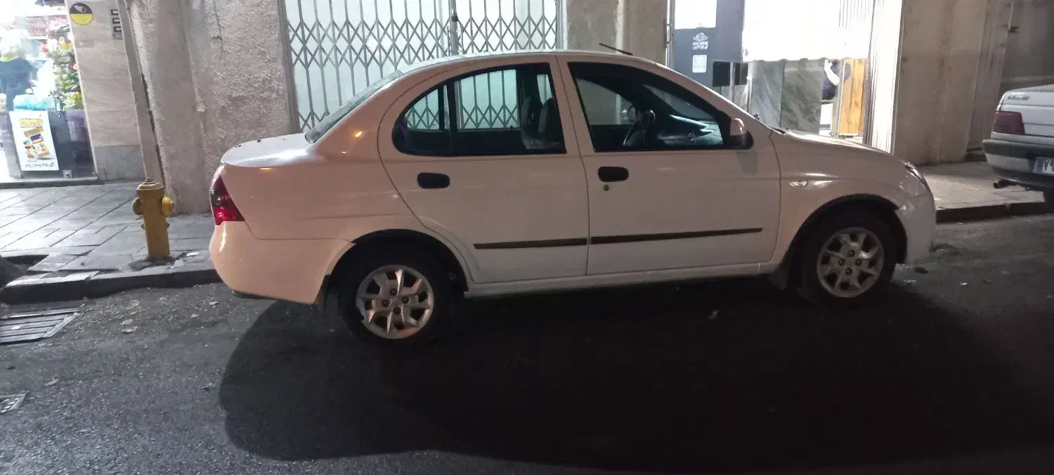 تیبا صندوق دار SX - 1396