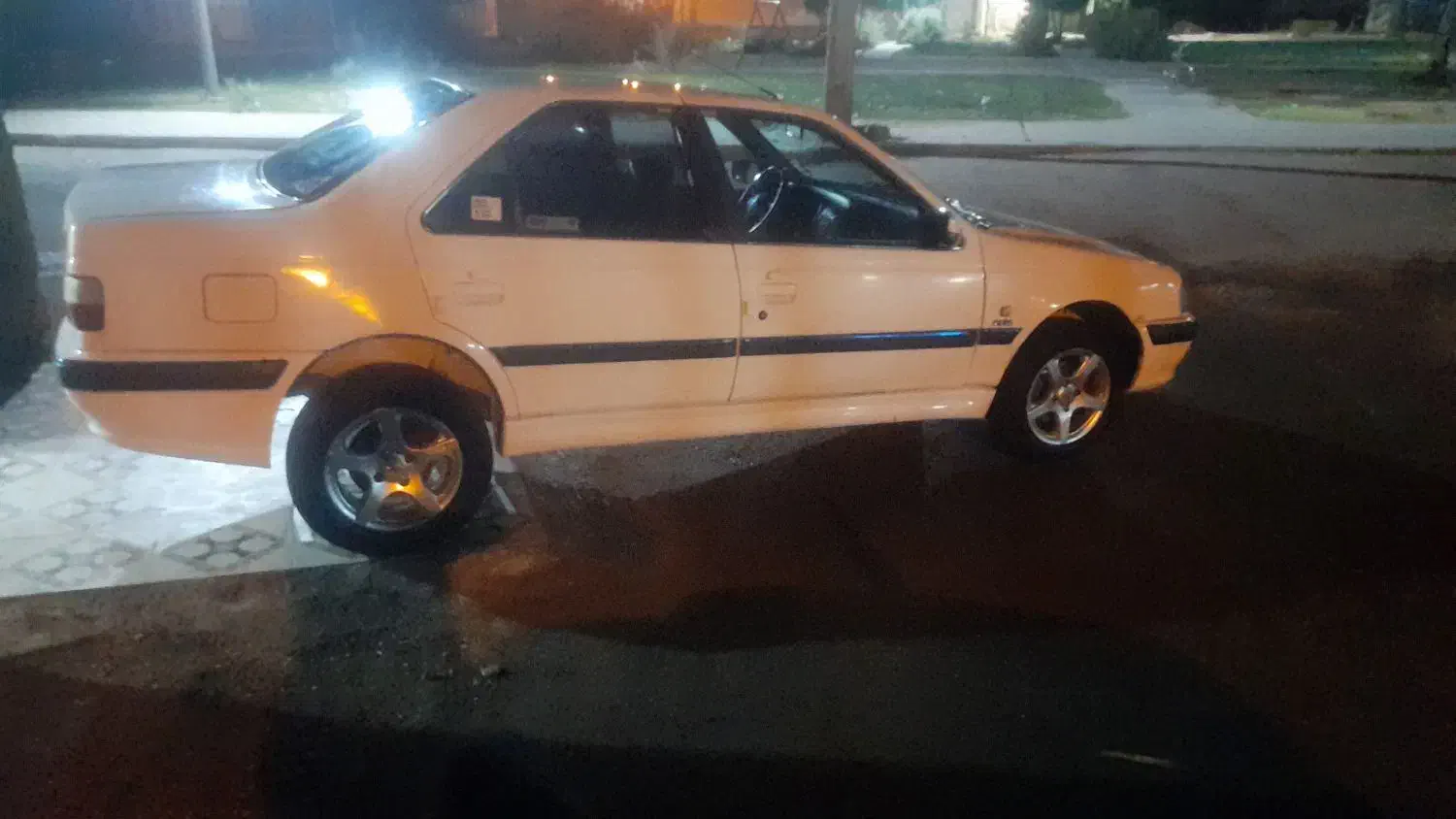 پژو پارس سال - 1387