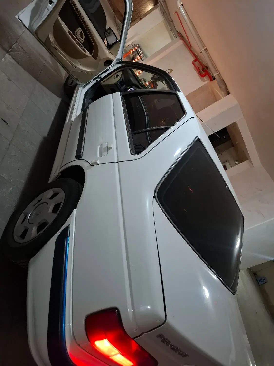 پژو پارس XU7P - 1401