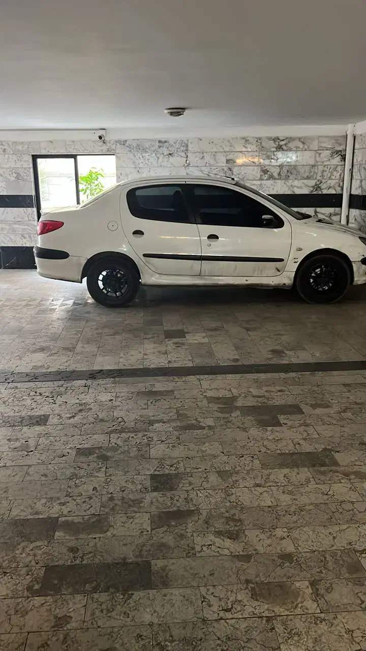 خودرو پژو، ۲۰۶ صندوق دار آگهی ann_20971781