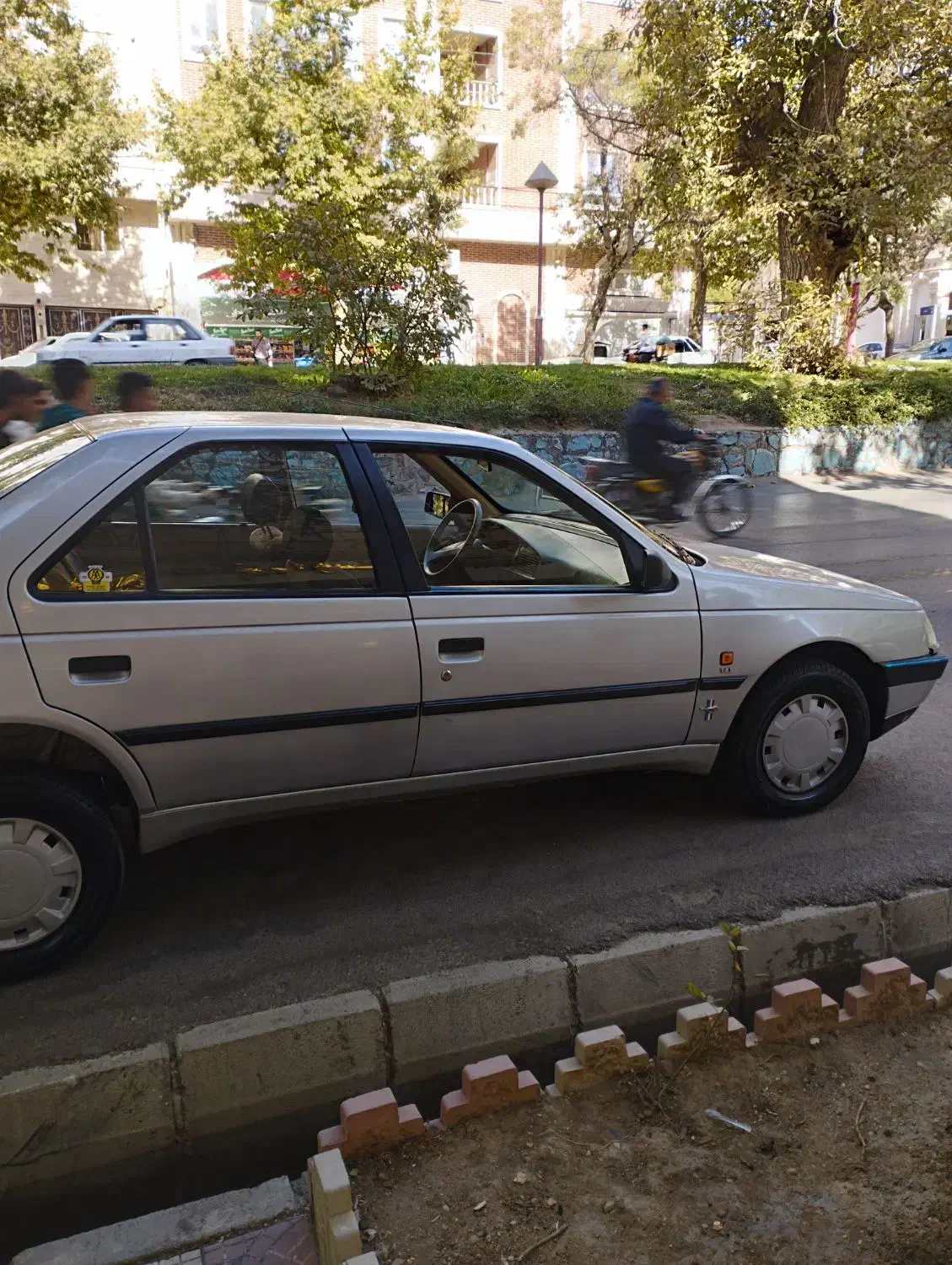 پژو 405 GLX - دوگانه سوز - 1390