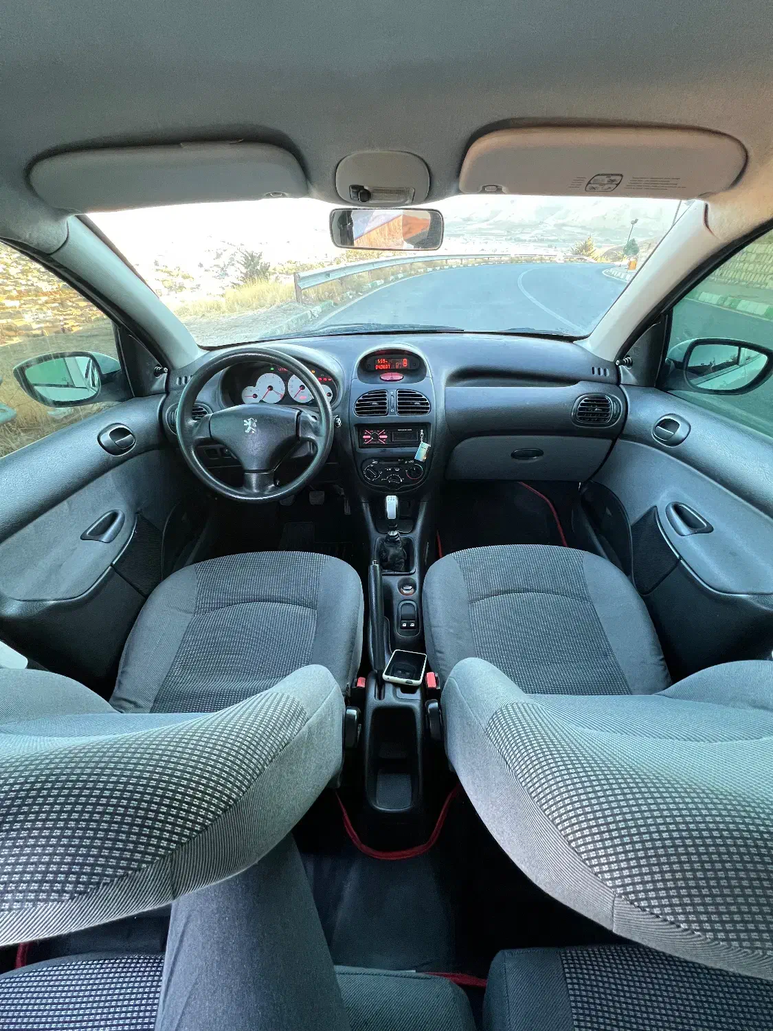 پژو ۲۰۶ صندوق دار v8 - 1394