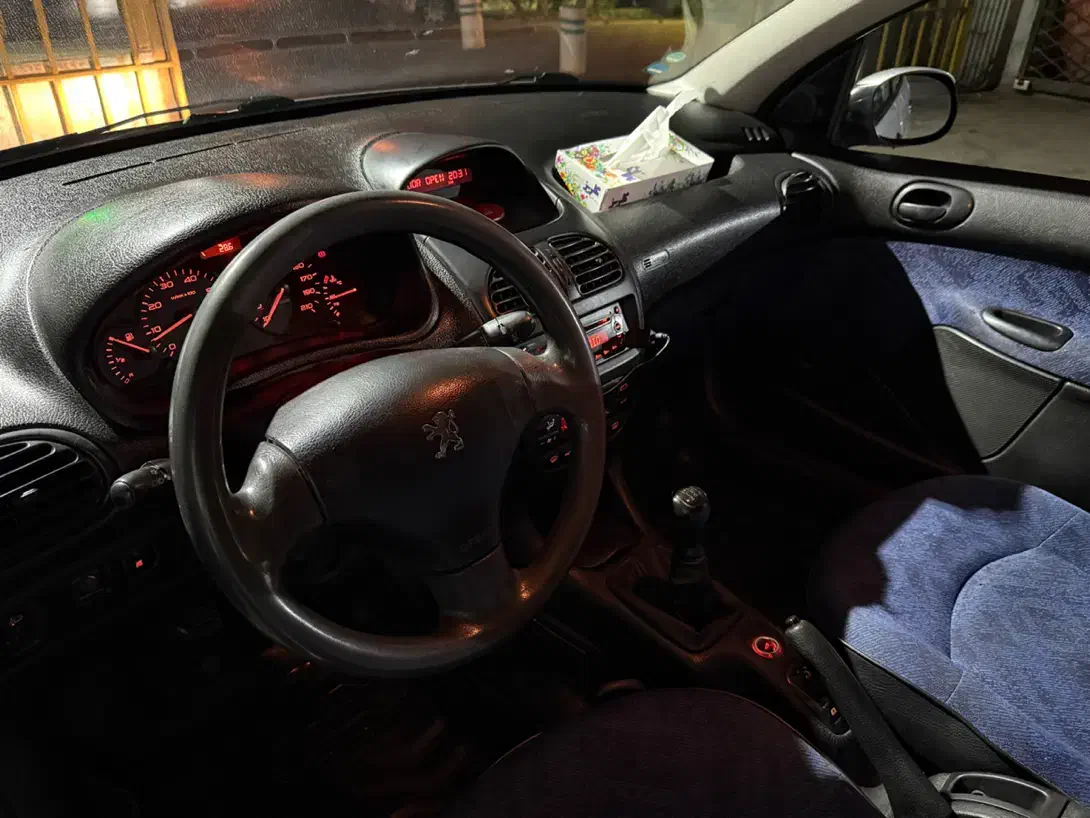 پژو 206 تیپ 3 - 1385