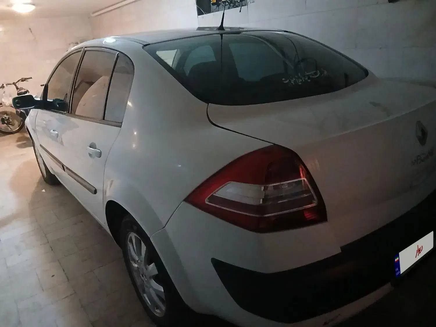 رنو مگان پارس خودرو 1600 E2 - 1391