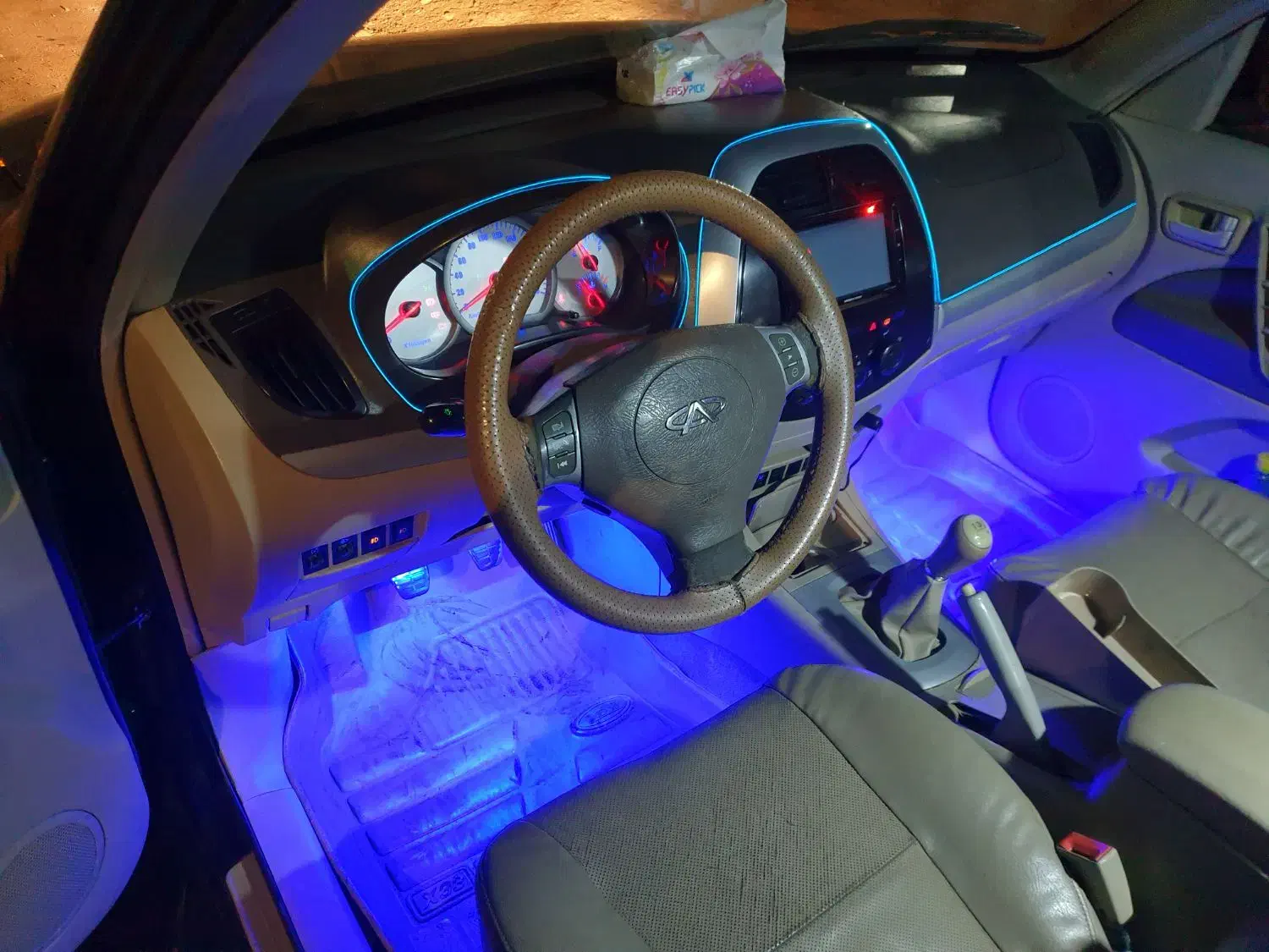 ام وی ام X33 دنده‌ای ساده - 1391