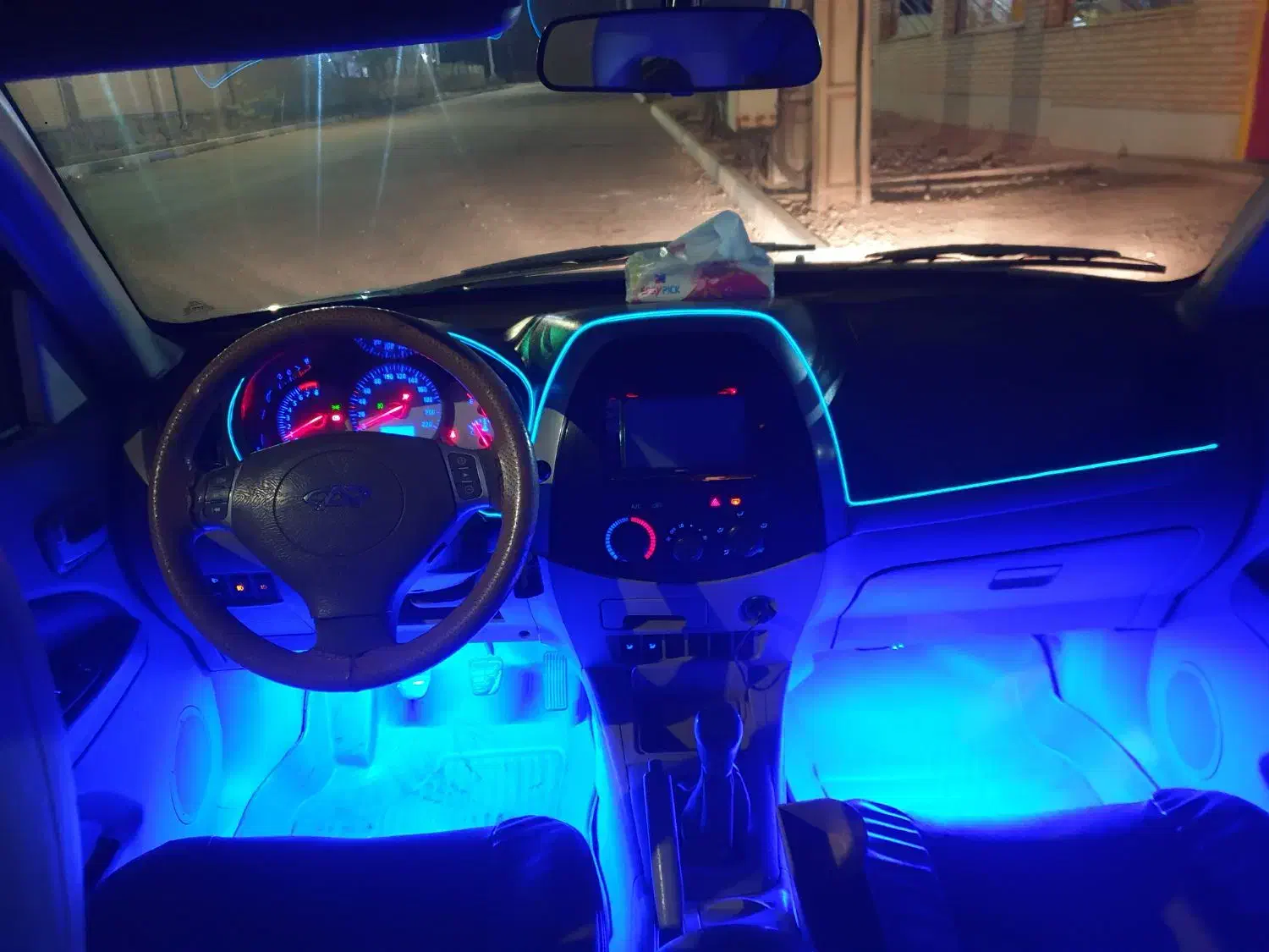 ام وی ام X33 دنده‌ای ساده - 1391