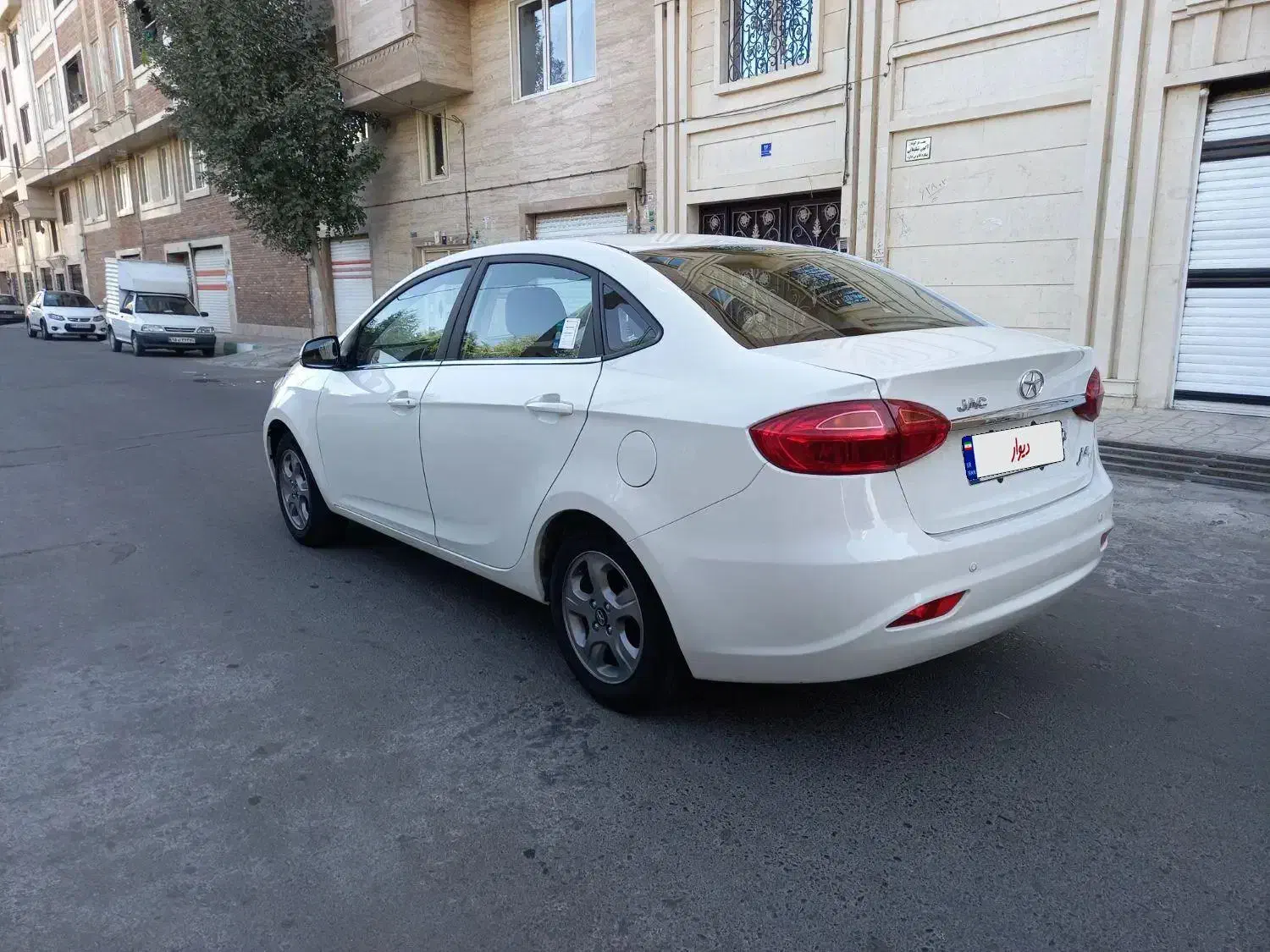 جک J4 اتوماتیک ساده - 1401