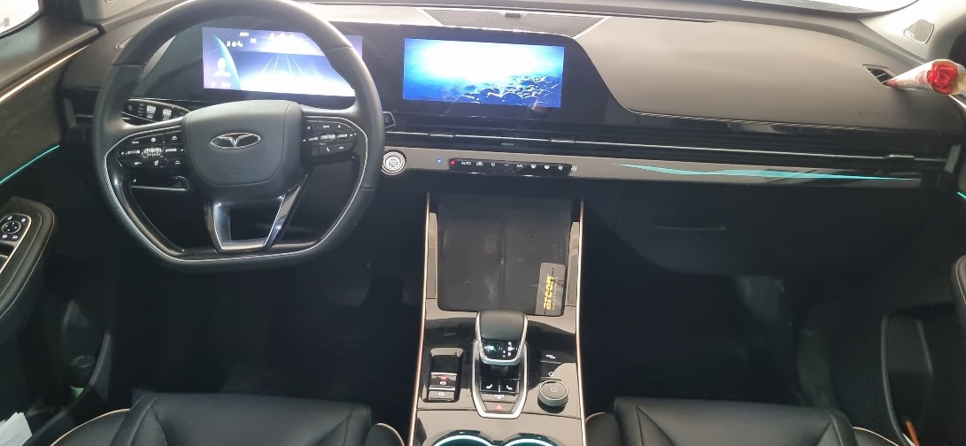 فونیکس FX پریمیوم FWD - 1402