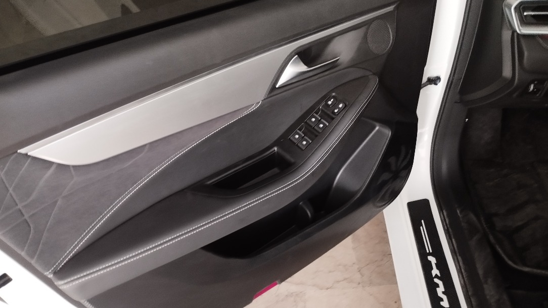 کی ام سی J7 اتوماتیک - 1404