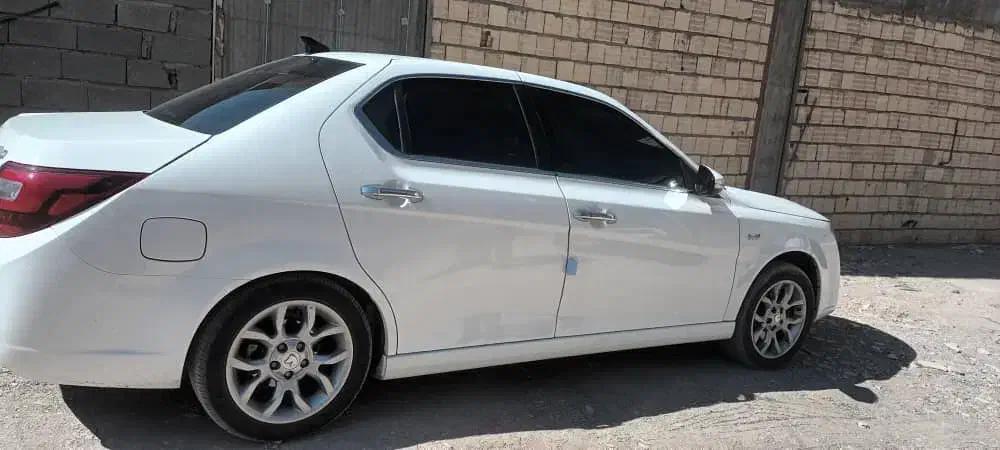 دنا پلاس توربو اتوماتیک - 1401