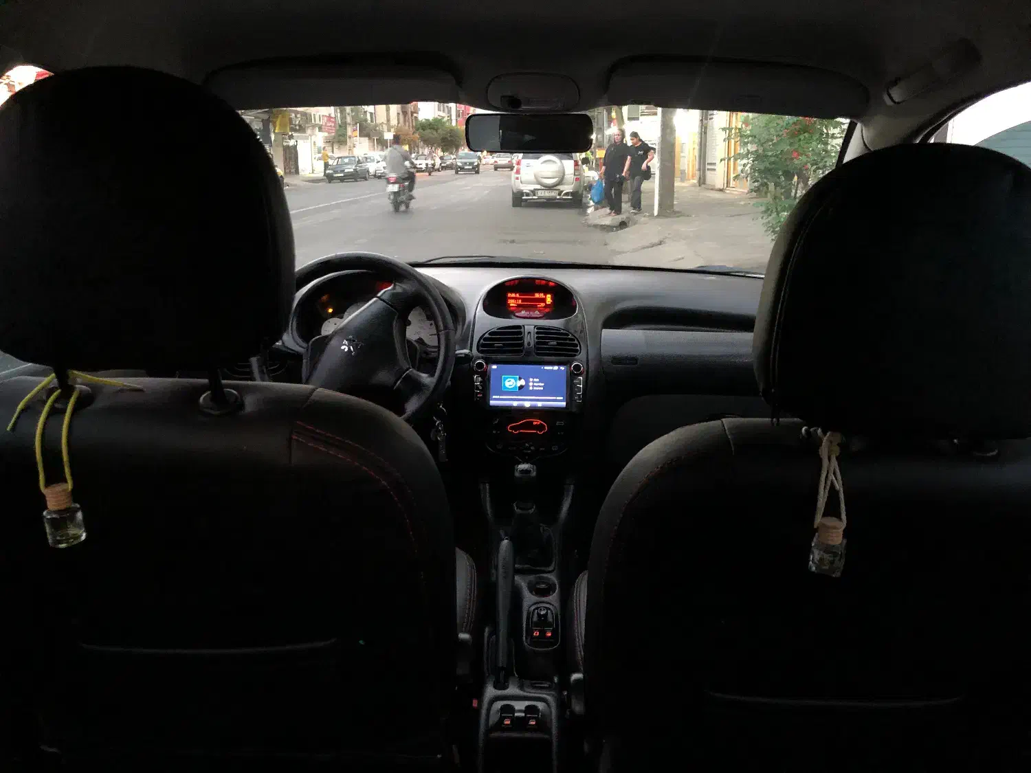 پژو 206 تیپ 5 - 1395