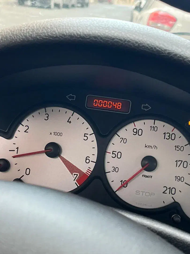 پژو ۲۰۶ صندوق دار v8 - 1399