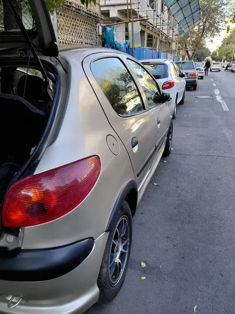 پژو 206 تیپ 2 - 1383