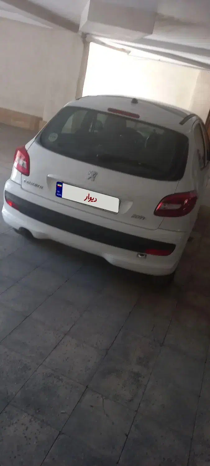 پژو 207 پانوراما دنده‌ای - 1402