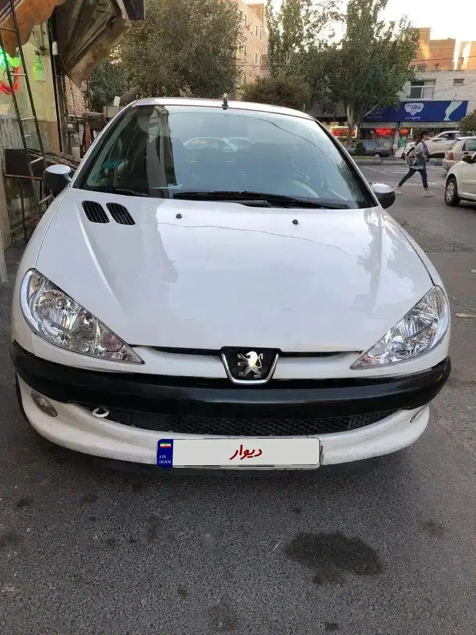 پژو ۲۰۶ صندوق دار v8 - 1393