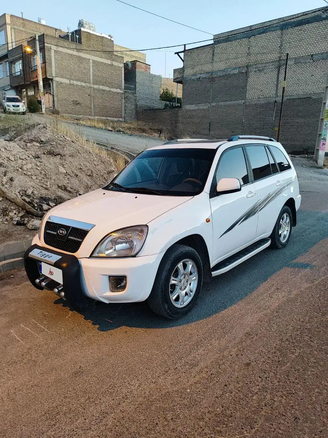 خودرو ام وی ام، X33 آگهی ann_20980033