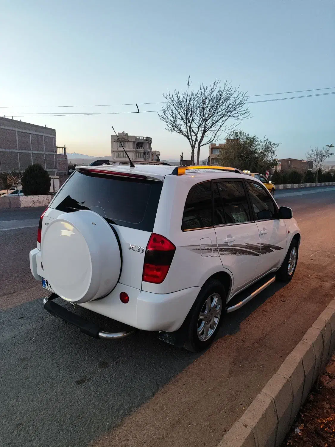 ام وی ام X33 دنده‌ای ساده - 1390