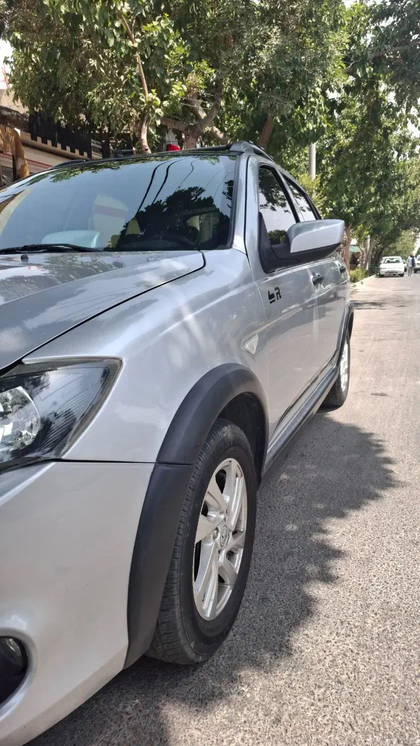 کوییک R دنده‌ای - 1399