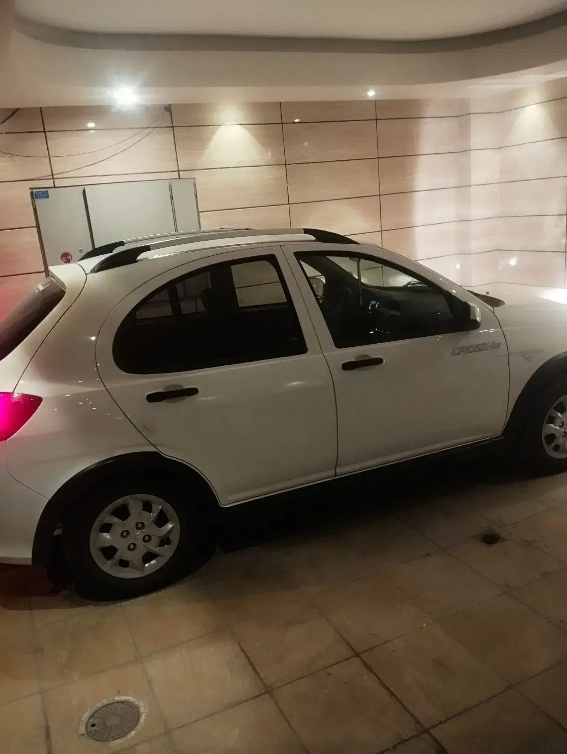 خودرو کوییک، R آگهی ann_20980216