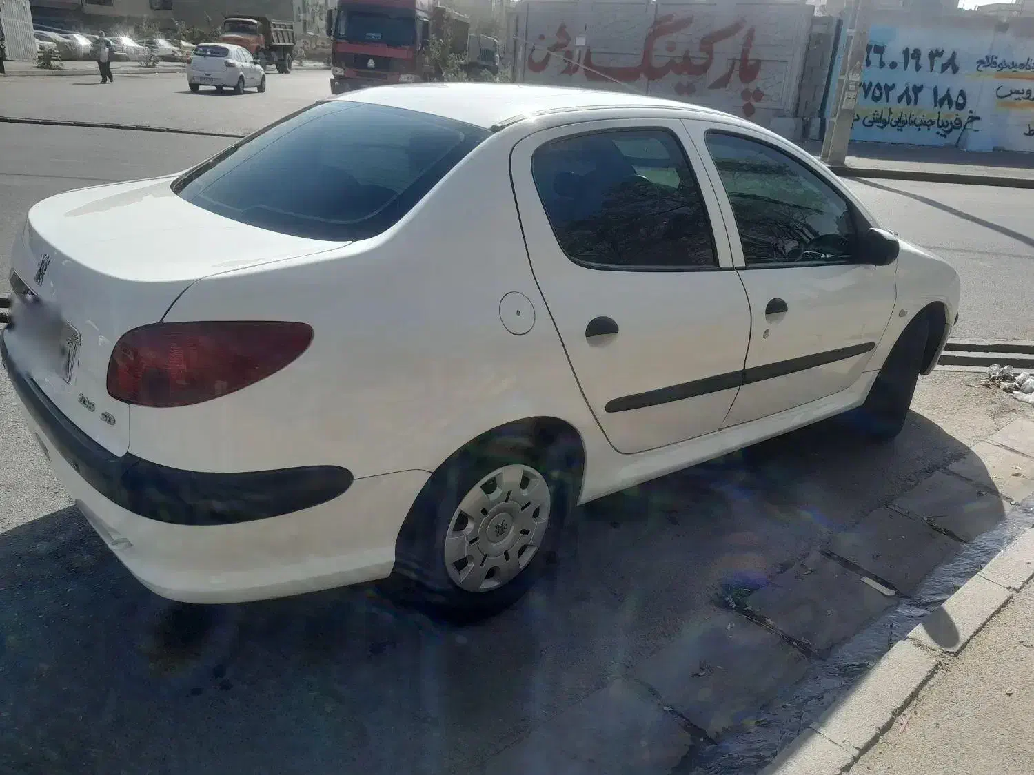 پژو ۲۰۶ صندوق دار v8 - 1397