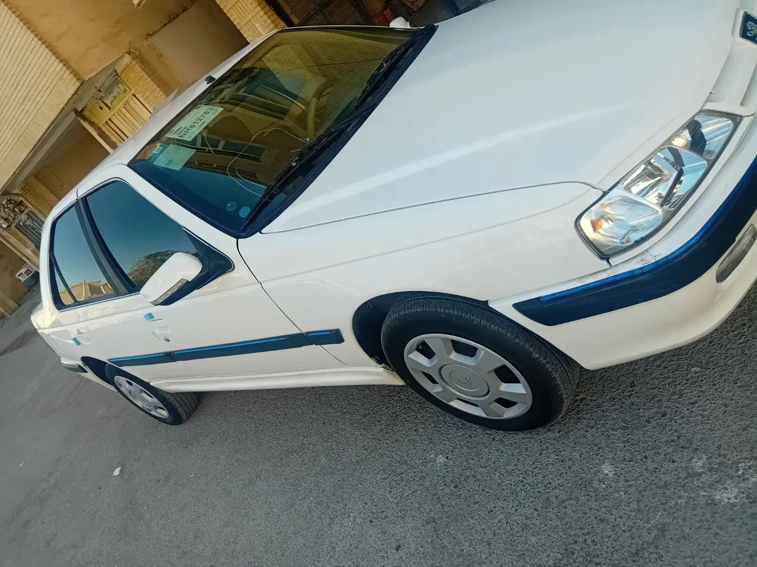 پژو پارس XU7P - 1401