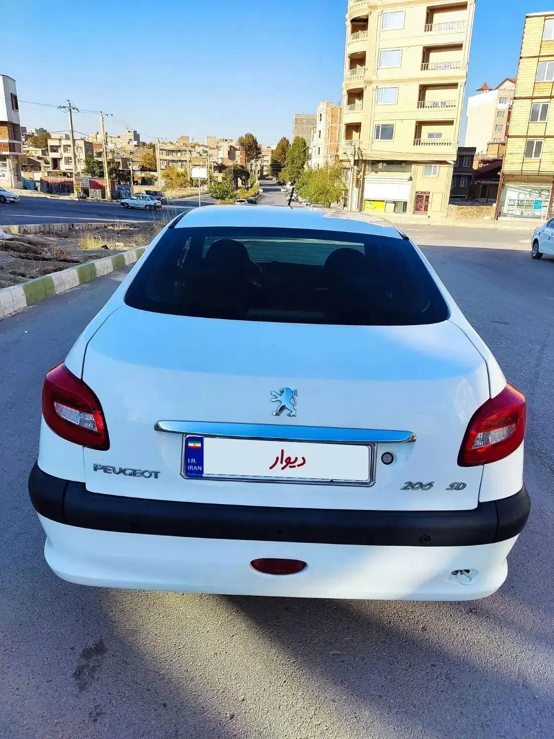 پژو ۲۰۶ صندوق دار v8 - 1396